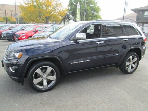 Used 2015 Jeep Grand Cherokee Limited w/ Trailer Tow Group IV image 3