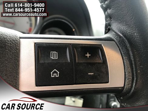 Used 2010 Dodge Challenger SE image 13