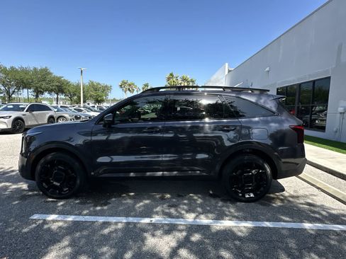Used 2025 Kia Sorento SX Prestige w/ Olive Brown Leather Package AWD/4WD image 5