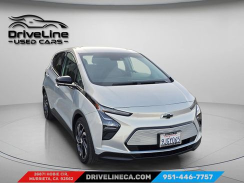 Used 2023 Chevrolet Bolt LT image 4