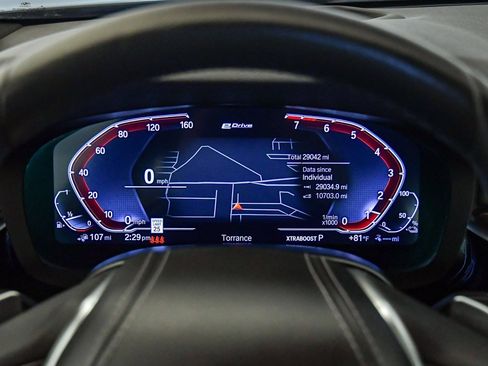 Certified 2022 BMW 530e w/ Premium Package image 24