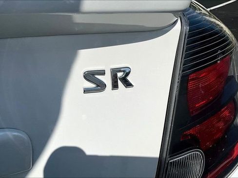 Used 2010 Nissan Sentra 2.0 SR FWD image 20