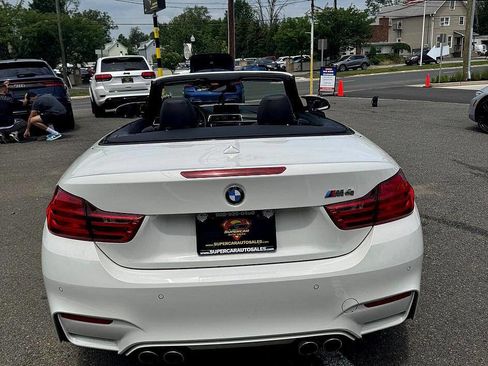 Used 2017 BMW M4 Convertible w/ Executive Package image 9