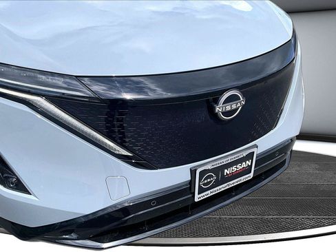 Used 2023 Nissan Ariya FWD image 32