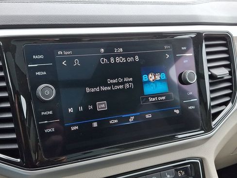 Certified 2022 Volkswagen Atlas SEL image 17