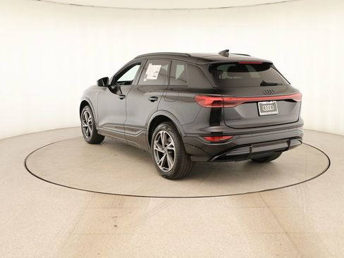 New 2027 Audi Q6 e-tron Premium Plus AWD/4WD image 4