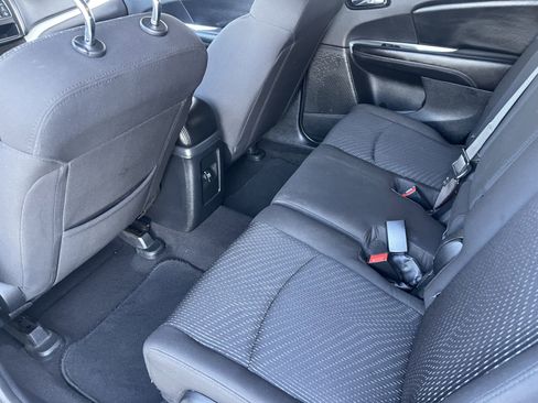 Used 2018 Dodge Journey SE w/ Blacktop Package image 22