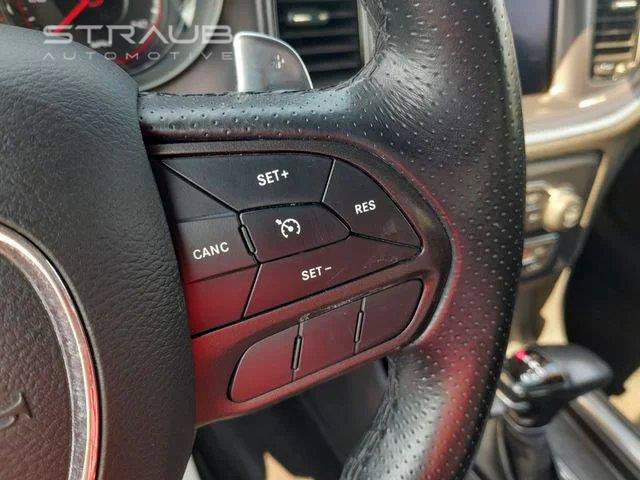 Used 2021 Dodge Charger SXT w/ Blacktop Package AWD/4WD image 15