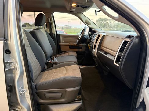 Used 2010 Dodge Ram 1500 Truck SLT image 32