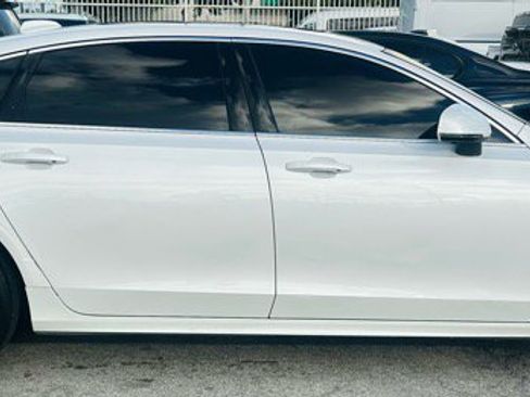 Used 2019 Volvo S90 T5 Momentum image 8