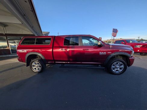 Used 2018 RAM 2500 Laramie w/ Sport Appearance Group AWD/4WD image 9