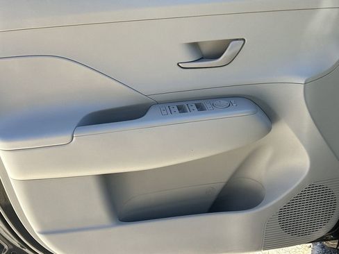 Used 2024 Hyundai Kona SEL image 10