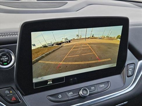 Certified 2025 Chevrolet Blazer LT FWD image 13