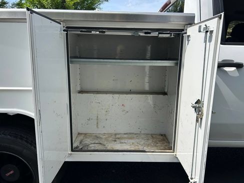 Used 2023 GMC Sierra 3500 Pro w/ Fleet Convenience Package RWD image 24