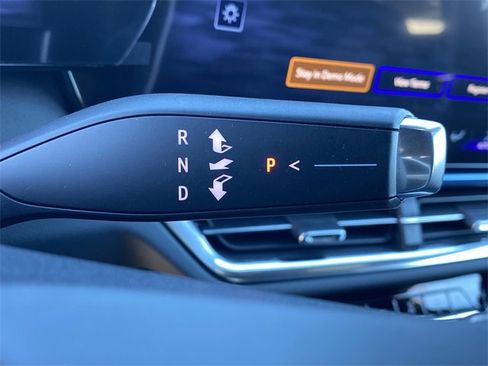 New 2026 Chevrolet Equinox EV LT image 17