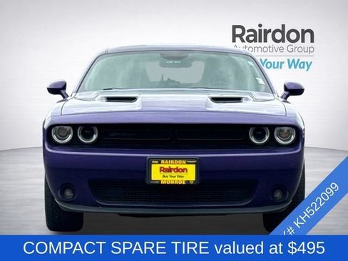 Used 2019 Dodge Challenger SXT w/ Blacktop Package AWD/4WD image 3