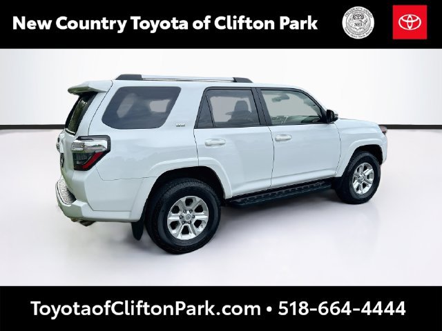 Used 2024 Toyota 4Runner SR5 Premium w/ Moonroof Package AWD/4WD image 7