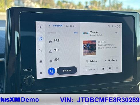 Used 2024 Toyota Corolla LE image 25