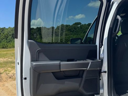 Used 2024 Ford F150 XLT w/ Equipment Group 302A MID image 28