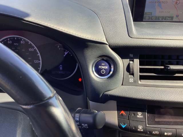 Used 2014 Lexus CT 200h FWD image 16