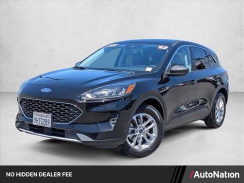 Certified 2022 Ford Escape SE w/ Convenience Package FWD image 1