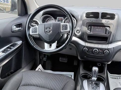 Used 2020 Dodge Journey SE w/ SE Popular Equipment Group FWD image 15