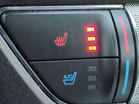 Used 2019 Ford Mustang GT Premium image 22