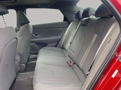 New 2026 Hyundai Elantra SEL Sport Premium FWD image 33