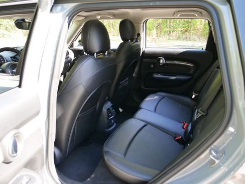 Used 2017 MINI Cooper Clubman S image 24