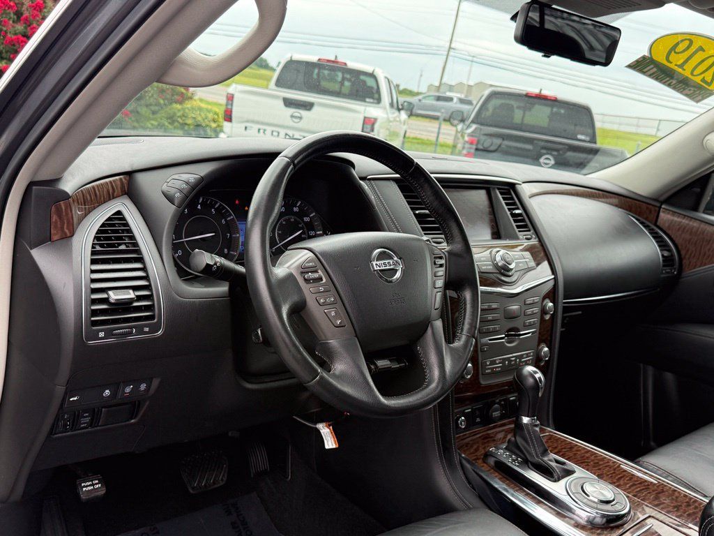 Used 2019 Nissan Armada Platinum w/ Captain's Chairs Package RWD image 4