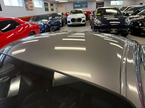 Used 2007 Porsche Cayman S RWD image 17