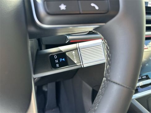 Used 2025 Hyundai Santa Fe Limited image 20