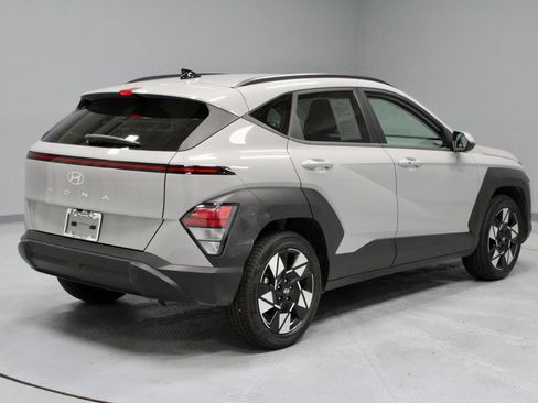 Certified 2025 Hyundai Kona SEL FWD image 6