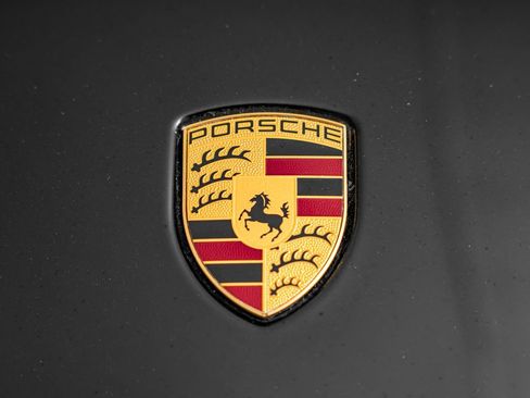 Certified 2026 Porsche Macan AWD/4WD image 15