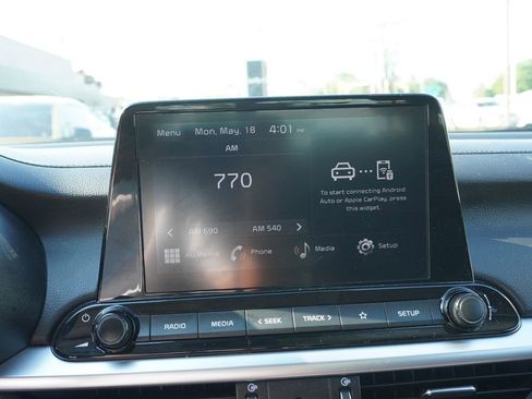 Used 2024 Kia Forte LXS w/ LXS Technology Package FWD image 40