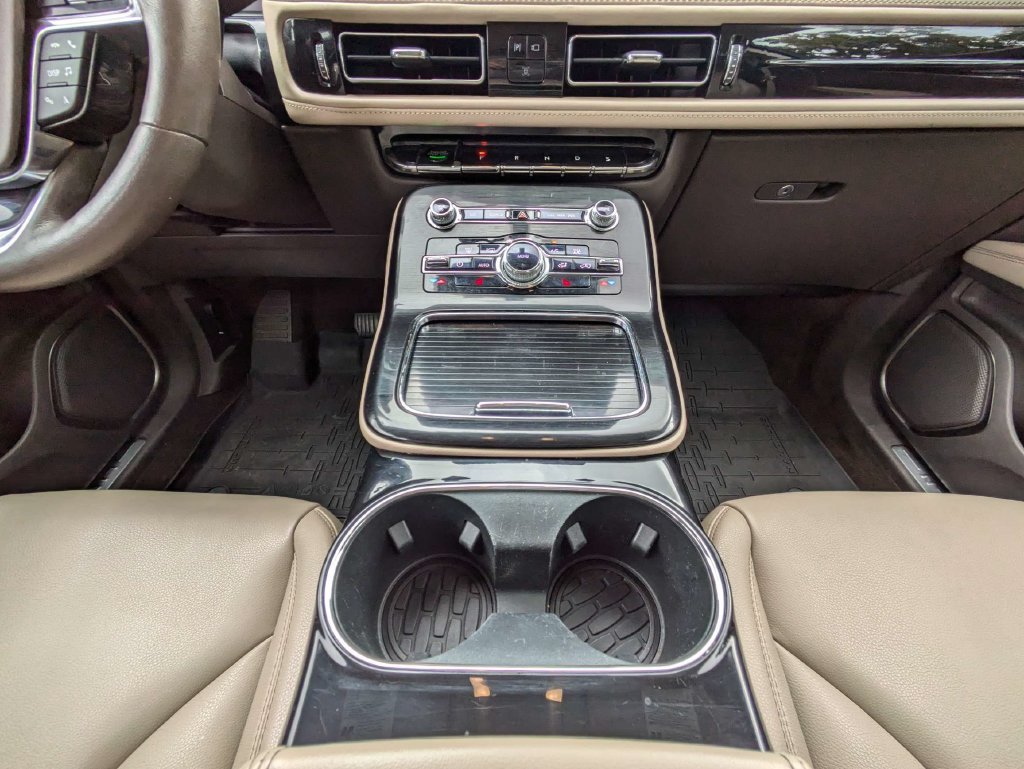 Certified 2021 Lincoln Nautilus FWD image 19