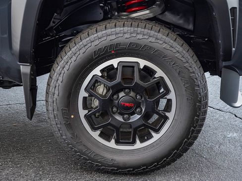 New 2026 Toyota Tacoma TRD Off-Road AWD/4WD image 11