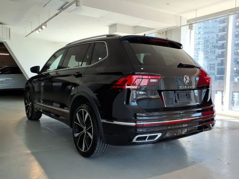 Used 2023 Volkswagen Tiguan SEL R-Line AWD/4WD image 6