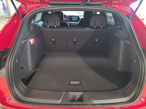 New 2026 Chevrolet Trax RS w/ Driver Confidence Package image 9