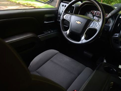 Used 2017 Chevrolet Silverado 1500 LT w/ All Star Edition AWD/4WD image 2