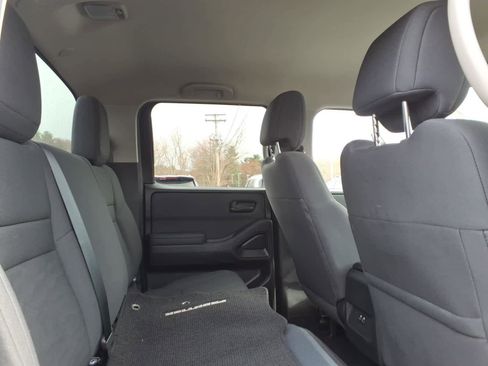 Certified 2024 Nissan Frontier S AWD/4WD image 22