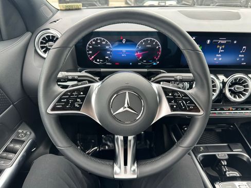 Used 2026 Mercedes-Benz GLA 250 image 3