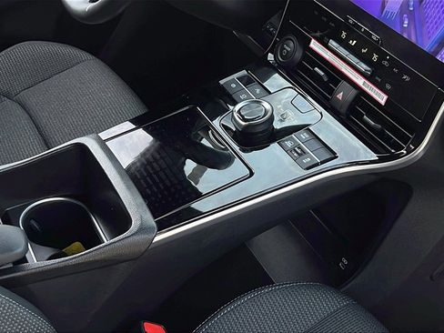 Used 2023 Toyota bZ4X XLE image 13