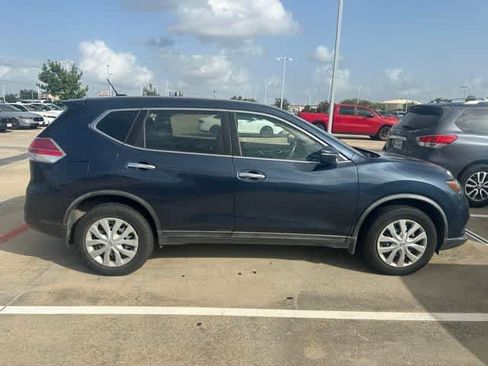 Used 2015 Nissan Rogue S AWD/4WD image 6