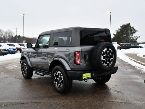 Used 2023 Ford Bronco Outer Banks image 4