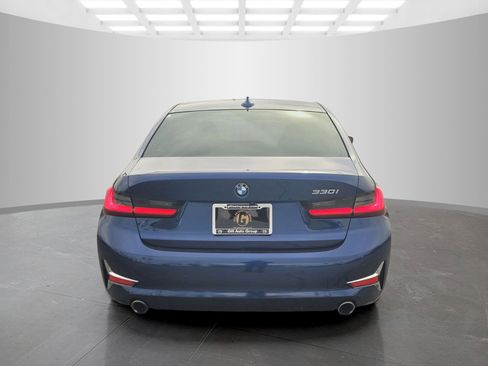 Used 2019 BMW 330i Sedan w/ Convenience Package image 5
