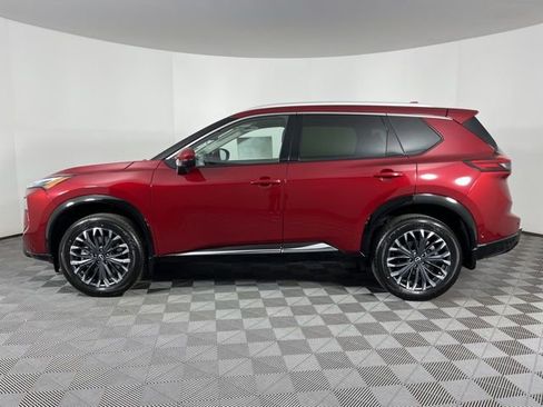 New 2026 Nissan Rogue Platinum image 6