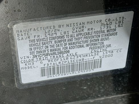 Used 2024 Nissan Kicks S image 12