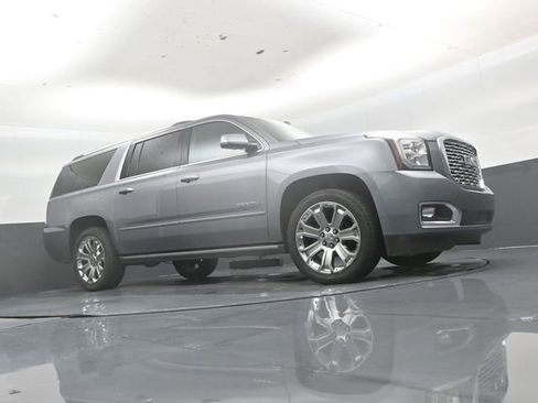 Used 2018 GMC Yukon XL Denali w/ Open Road Package AWD/4WD image 42