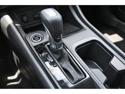 Certified 2025 Nissan Sentra S FWD image 22